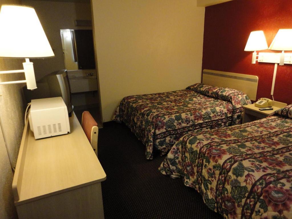 Americas Best Value Inn Battle Creek Cameră foto
